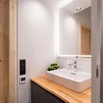 Parkside 2-bedroom Ground-floor With A Free Parking * Riga