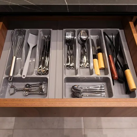 Parkside 2-bedroom Ground-floor With A Free Parking