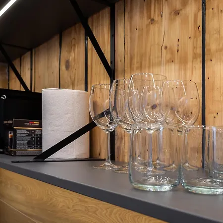 Parkside 2-bedroom Ground-floor With A Free Parking Appartement