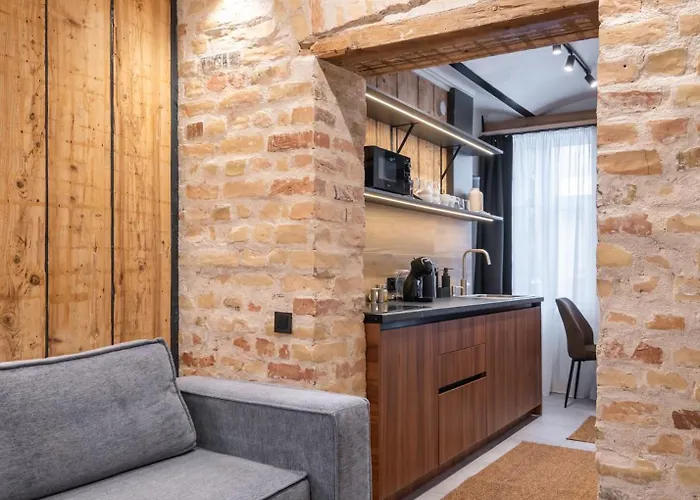 Parkside 2-bedroom Ground-floor With A Free Parking Dzīvoklis *