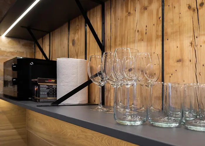 Parkside 2-bedroom Ground-floor With A Free Parking Apartment