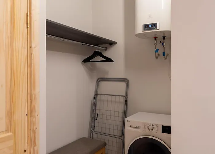 Apartment Parkside 2-bedroom Ground-floor With A Free Parking